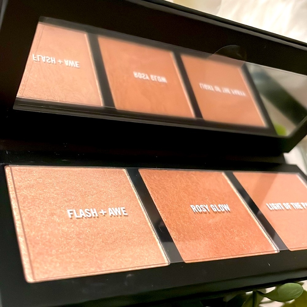 🖤🖤M.A.C®️ HYPER REAL GLOW 🖤🖤